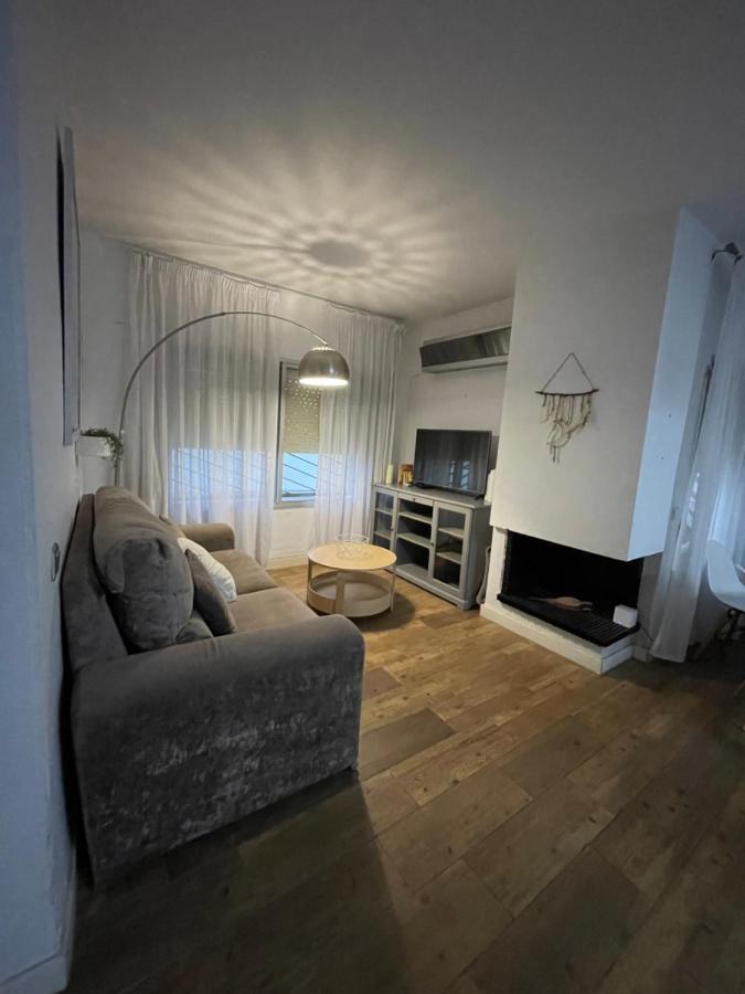 Mediterranean House - Habitaciones Privadas En Casa Compartida マイレナ・デル・アルハラフェ エクステリア 写真