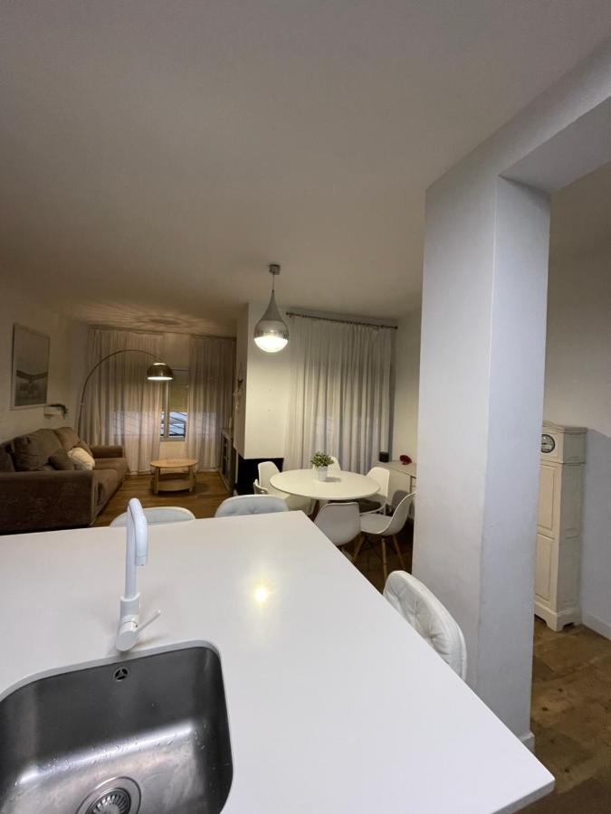 Mediterranean House - Habitaciones Privadas En Casa Compartida マイレナ・デル・アルハラフェ エクステリア 写真