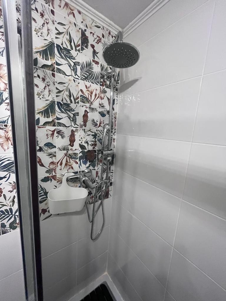 Mediterranean House - Habitaciones Privadas En Casa Compartida マイレナ・デル・アルハラフェ エクステリア 写真