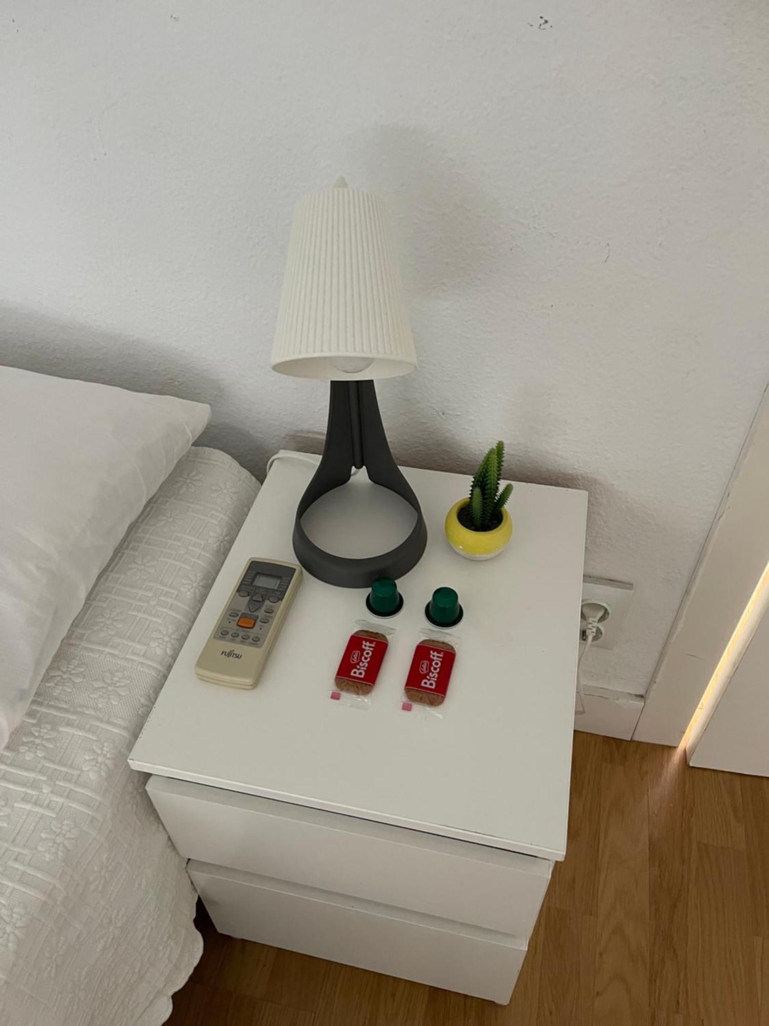 Mediterranean House - Habitaciones Privadas En Casa Compartida マイレナ・デル・アルハラフェ エクステリア 写真